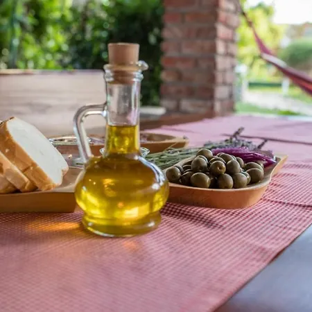 In With Terrace, Air Conditioning, Wifi, Washing Machine Lopar