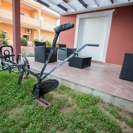 In With Terrace, Air Conditioning, Wifi, Washing Machine *