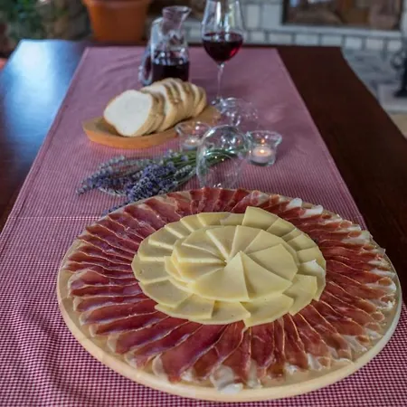 In With Terrace, Air Conditioning, Wifi, Washing Machine *