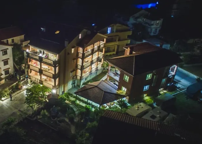 In With Terrace, Air Conditioning, Wifi, Washing Machine * Lopar