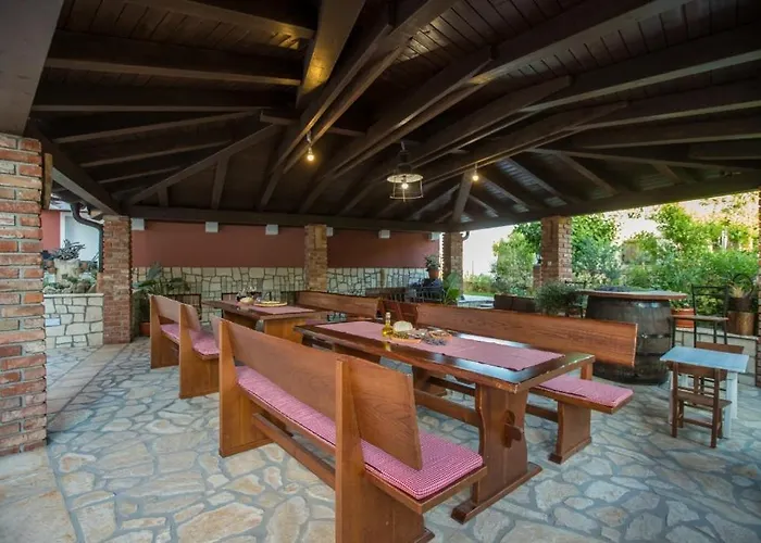 Appartamento In With Terrace, Air Conditioning, Wifi, Washing Machine