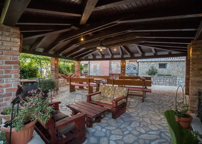In With Terrace, Air Conditioning, Wifi, Washing Machine Lopar